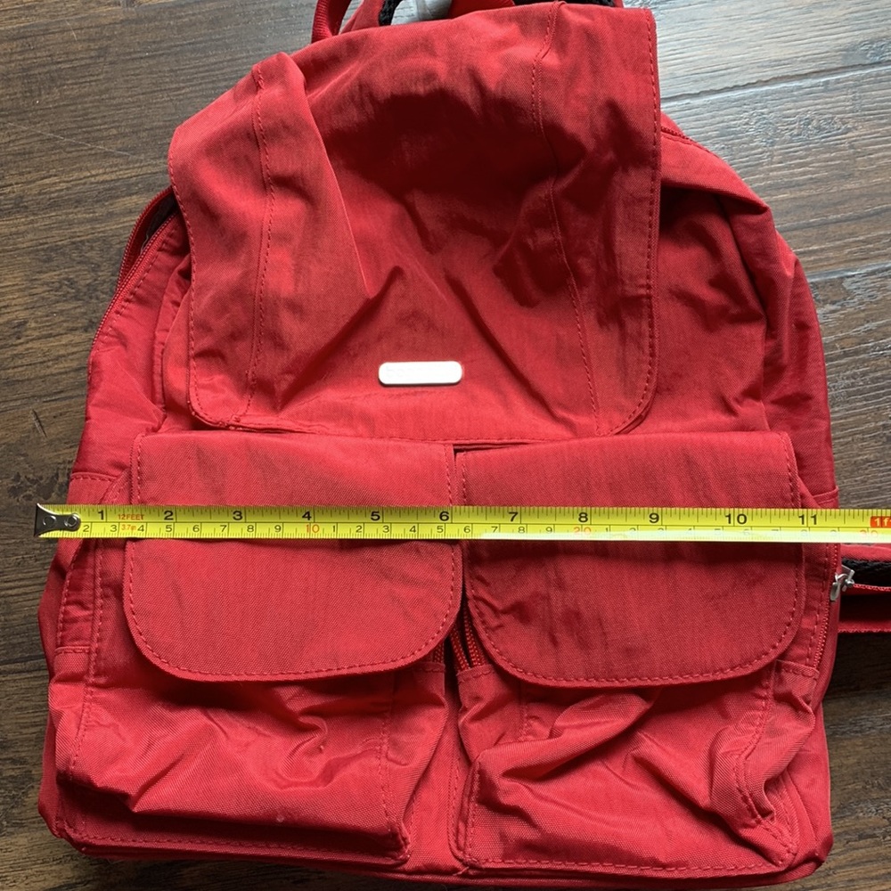 Backpack - Picture 4 of 4